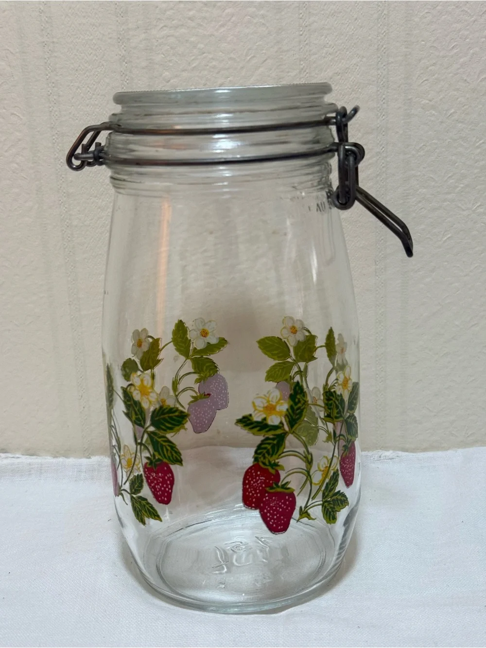 Vintage Arc France Strawberry & Floral Glass Canister Storage 1.5L